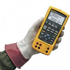 Fluke 726