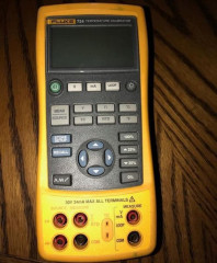 Калибратор температуры Fluke 724